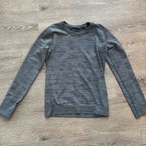 Lululemon athletic top